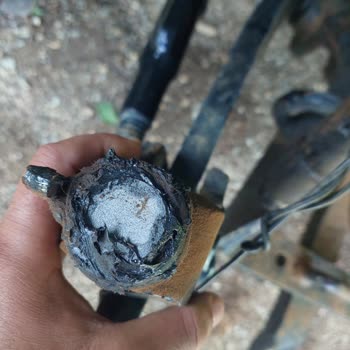 New Holland Td4.65b Askı Kolu Hareket Halindeyken Koptu