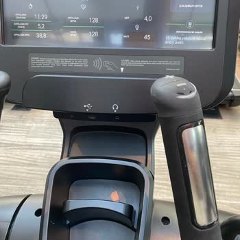 Macfit (İstanbul Avrupa) Kanyon Spor Salonu Hijyen Problemi