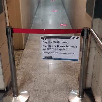 İETT - İstanbul Elektrik Tramvay Tünel Zincirlikuyu Metro İstasyonunda Kullanıma Kapalı WC