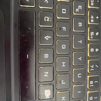 Monster Notebook Klavyenin Soyulması Ve Kabarması