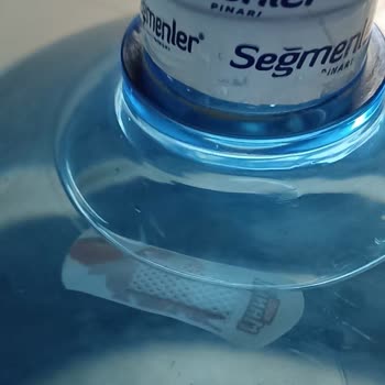 Seğmenler Su Damacana İçinde Kanlı Yarabandı