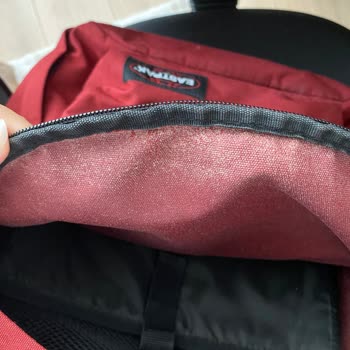 Eastpak Çanta Kolu Soyulması