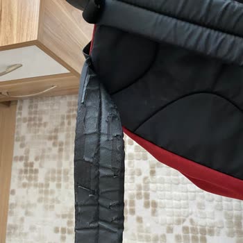 Eastpak Çanta Kolu Soyulması