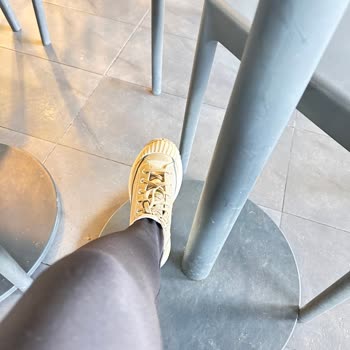 Converse Shoes Painful Blistering, Refund Denied