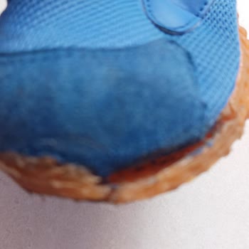 LCW Çocuk Ayakkabısı 3 Defa Giyildi Ayakkabının Önü Açıldı