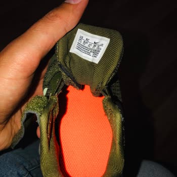 Nike Bebek Ayakkabısının Üretim Hatası