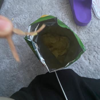 Lays Cipsten Çıkan Cisim