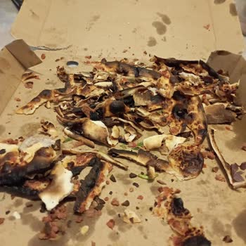 Pidem Lahmacun Hayal Kırıklığı