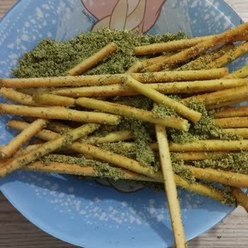 Eti Crax Baharatlı Çubuk Kraker Bozuk Çıktı