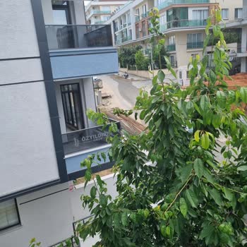 Beylikdüzü Belediyesi Beylikdüzü Kavaklı Mahallesi Divan Sokak Çamurda Yaşıyoruz