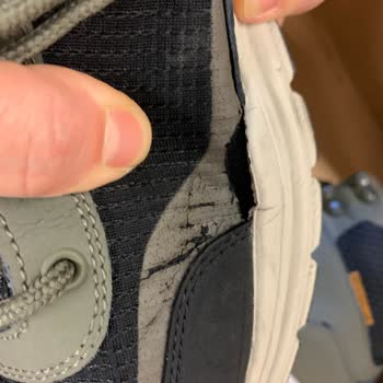 Skechers Asla Ürünün Arkasında Durmuyor!