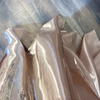 Nur Moda Evi (Ümraniye) Yanlış Renk Nişanlık Dikimi