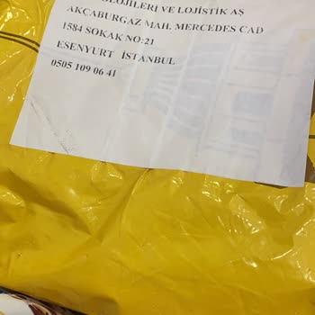 PTT Kargomu Yanlış Adrese Teslim Etti Ve Şube Telefonları Açmıyor.