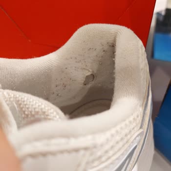 Sneaks Up İnceleme Giden Kusurlu Ürün Hakkında Bilgi Verilmemesi, Red