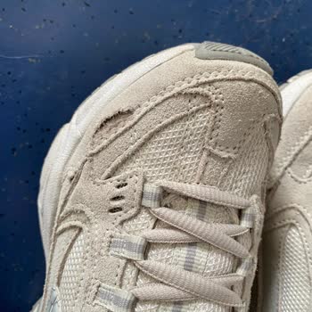 Skechers Ayakkabı İnceleme Ürünün Kusurunu Bana Yıkıyor!