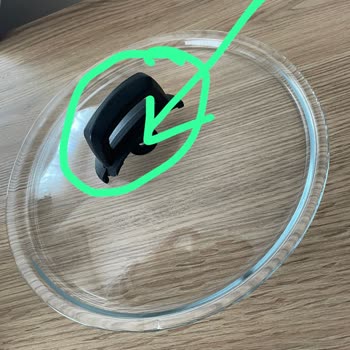 Emsan Kırık Ürün Gönderdi Ve Eksik Parçayı Göndermiyor