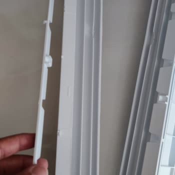 Siemens XXL Buzdolabı Kırılan Parça