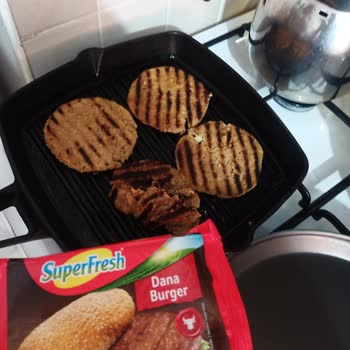 Superfresh Markanızın Hamburger Köftesi Rezil Oldu