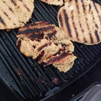 Superfresh Markanızın Hamburger Köftesi Rezil Oldu