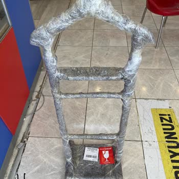 Sürat Kargo'nun Taşıma Esnasında Kırdığı Kargo'nun Tazmini Yapmaması,