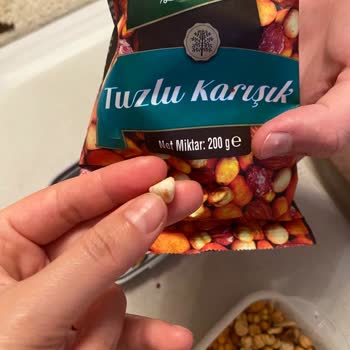 Çerezya Soslu Fıstık İçinden Taş Çıkması!