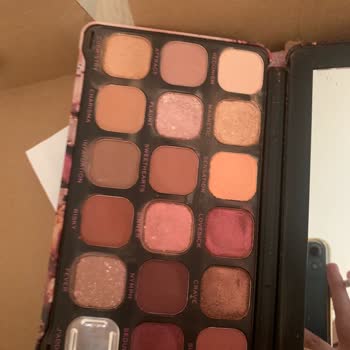 Watsons Kırık Far Göndermesi
