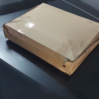 Hoopkapıda Ürünümü Açıp Kolimi Bantlayıp Bu Şekilde Teslim Etmesi