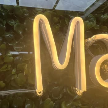 Neonx Firmasına Neon Işık Yaptırdım Bin Pişmanım!