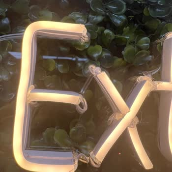 Neonx Firmasına Neon Işık Yaptırdım Bin Pişmanım!