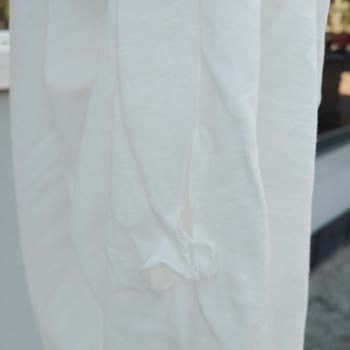 LCW Waikiki'den Alınan T-shirt'ün Barkodu Yırtık Çıktı