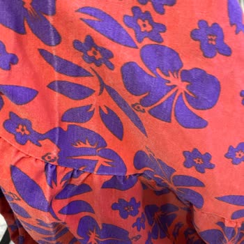 By Elif Dursun İade Yapmıyor 1 Haftadır! Ürünü Renk Atıyor