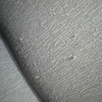 Yenibihava (Instagram) Kötü İşçilikle Üretilen Koltuk Örtüsü