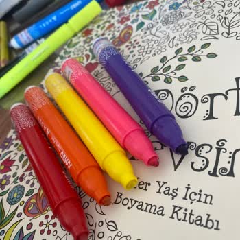 Adel Kalemcilik Adel Jumbo Keçeli Kalem Ucu İçine Kaçıyor