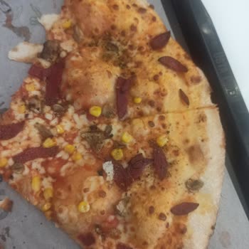 Sbarro Pizzanın 3 Te 2 Si Boş.