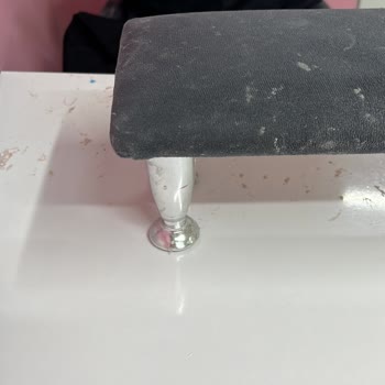 Ebru Ergün Beauty 380 TL Verip Vasat Bir Tırnakla Tatile Gidiyorum