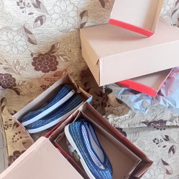 Krampon_. Dünyası (Instagram) Krampon Sipariş Ettim Gelen Ürün 2 Tane Kadın Babet Ayakkabı Çıktı