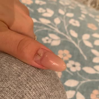 Dilara Özbek Nail Studio Tırnağıma Mantar Bulaştırdı