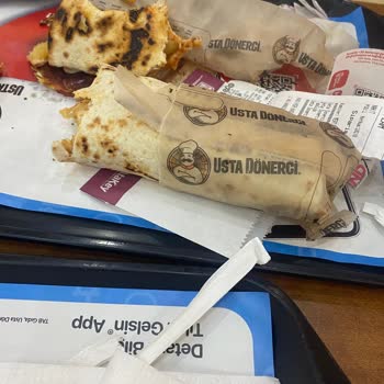 Usta Dönerci Pişmanlıktır Yağdan Kurumuş Patates Ve Bayat Lavaşlı