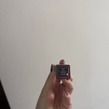 Note Cosmetics Note Kırmızı Ruj
