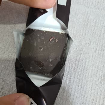 Migros Kurt Ve Solucan Çıkan Çikolatalar