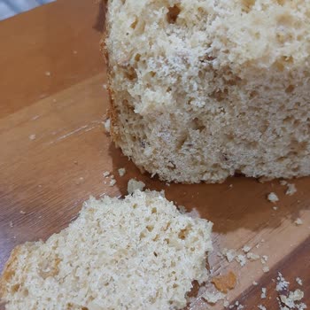 Getir Ekmeğin Bayat Ve Küflü Olması