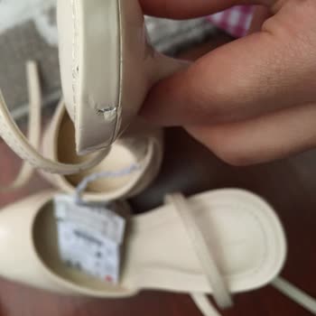 Bershka Defolu Ürün Gönderildi