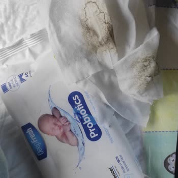 Aksan Kozmetik Firmasına Ait Probiyotikli Islak Mendil Küflü Çıktı