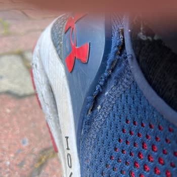 Under Armour Müşteri Memnuniyet Ve Garanti Sıfır