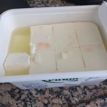 Pınar Et ve Süt Peynirde Boyalar Var