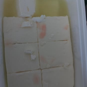 Pınar Et ve Süt Peynirde Boyalar Var