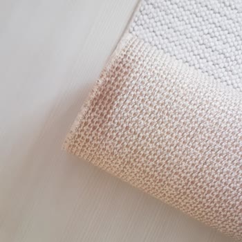 Zümrüt Halı Yıkama Lekesiz Halı Lekeli Geldi