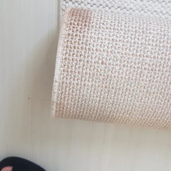 Zümrüt Halı Yıkama Lekesiz Halı Lekeli Geldi