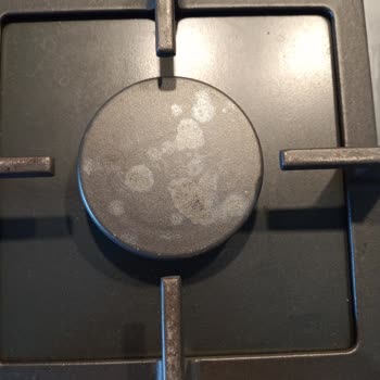 Bosch Marka Ankastre Cam Ocak Demirlerinde Renk Değişikliği