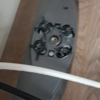 LG Merkez Servisinin İlgisizliği